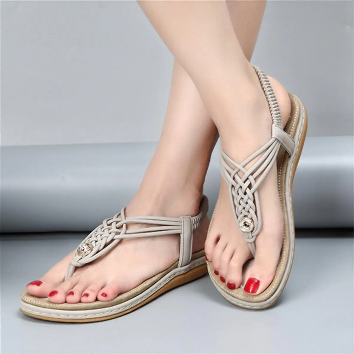 gracosy Summer Sandals for Women, Flat Sandals Flip Flops Thongs Clip Toe Slip On Elastic T-Strap Bohemia Beach Slippers