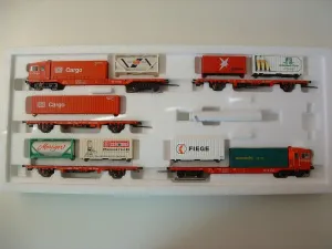 MARKLIN HO DB Cargo-Sprinter Train CONTAINERS Set 34090 with Doble BR-700 LOCOMOTIVES