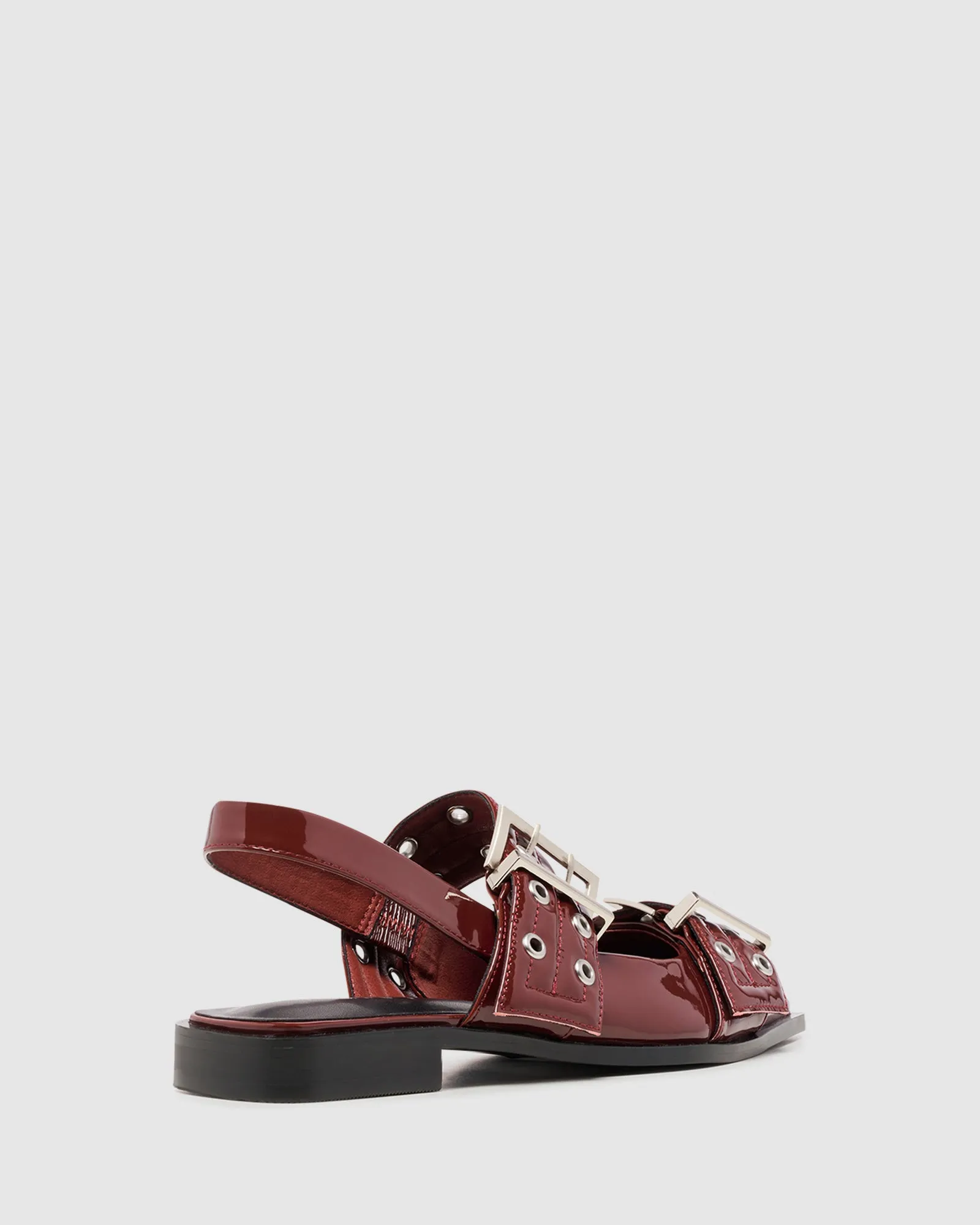 Matilda Pointed Flat