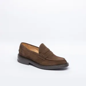 Mocassino penny Tricker's James in camoscio marrone (suola Dainite)