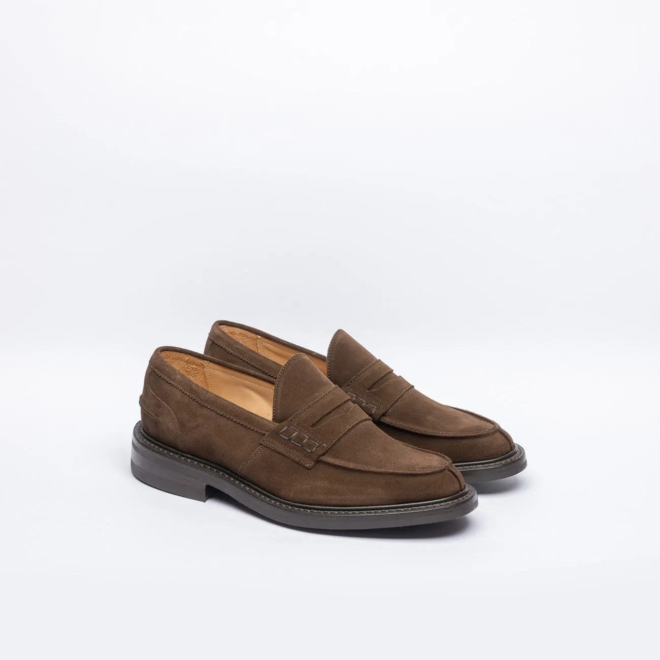 Mocassino penny Tricker's James in camoscio marrone (suola Dainite)