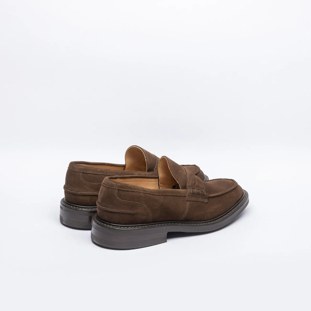 Mocassino penny Tricker's James in camoscio marrone (suola Dainite)