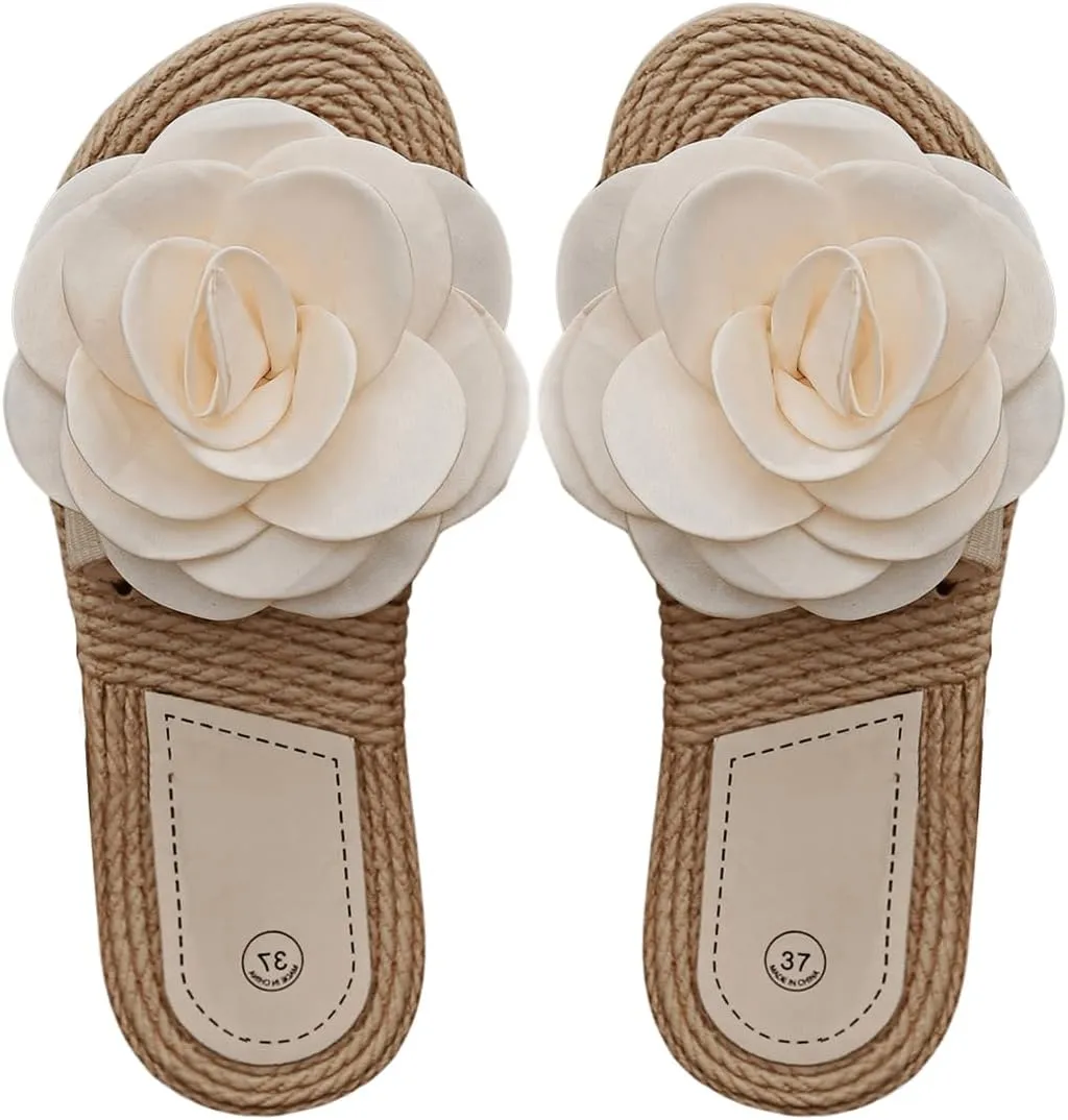 OYOANGLE Women's Boho 3D Flower Straw Braided Flat Sandals Open Toe Slip on Vacation Casual Sandals