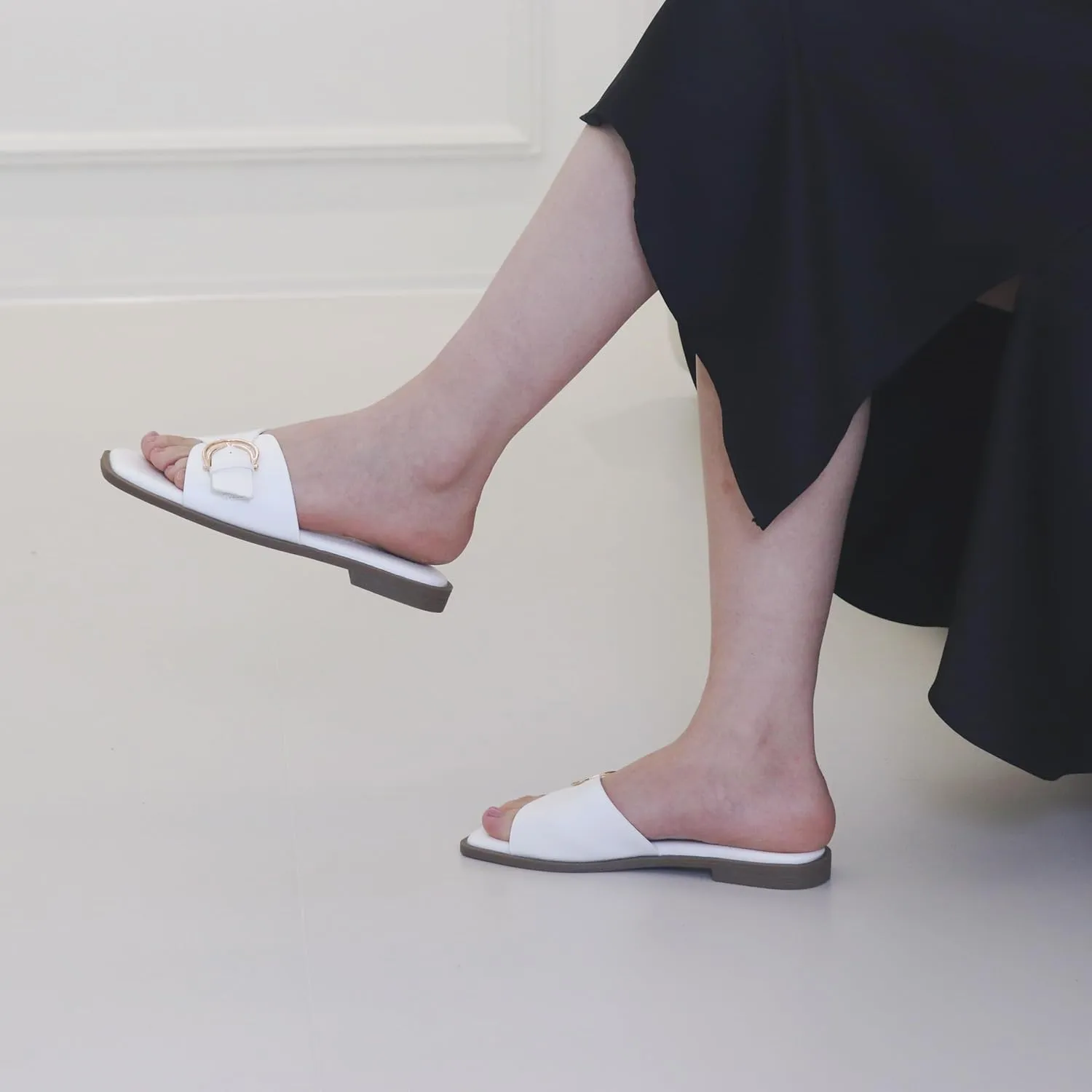 Womens Flat Sandals Round Open Toe Slip On Leather Slides for Summer