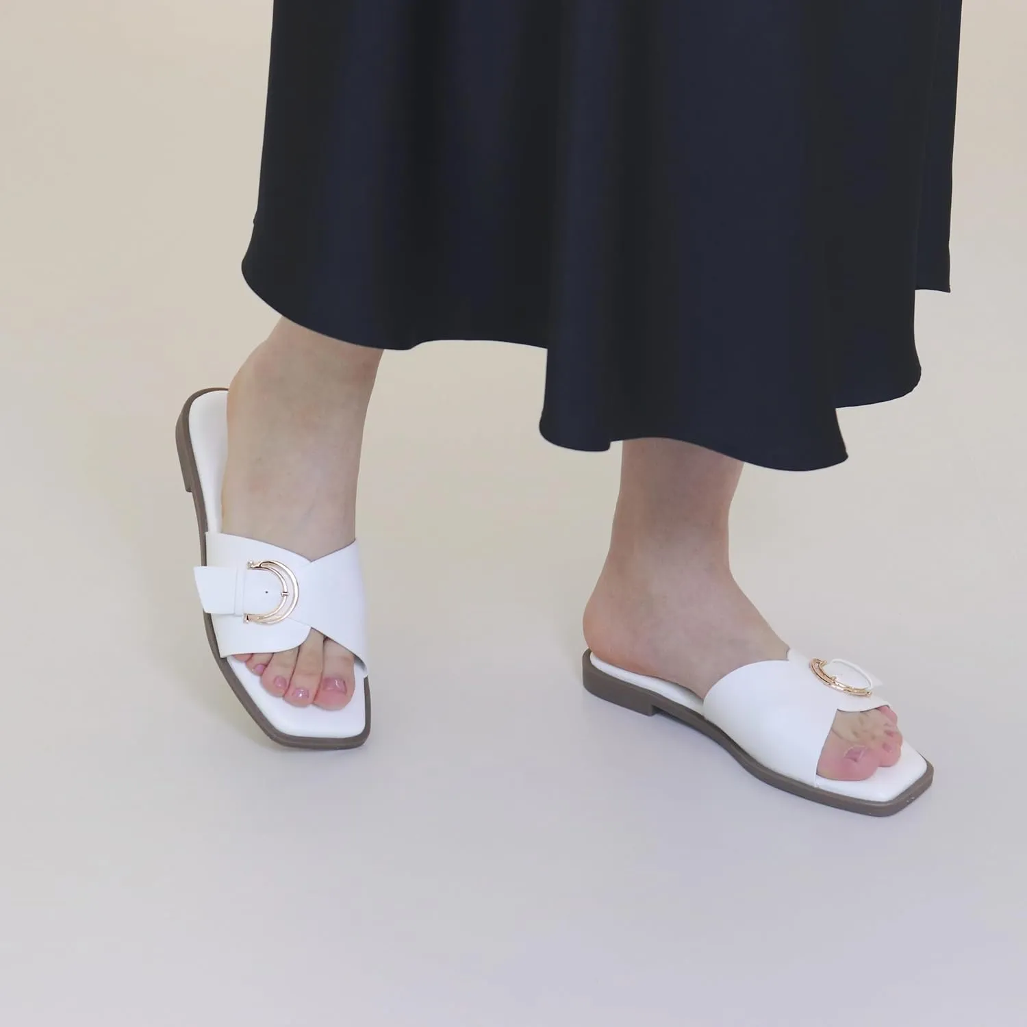 Womens Flat Sandals Round Open Toe Slip On Leather Slides for Summer