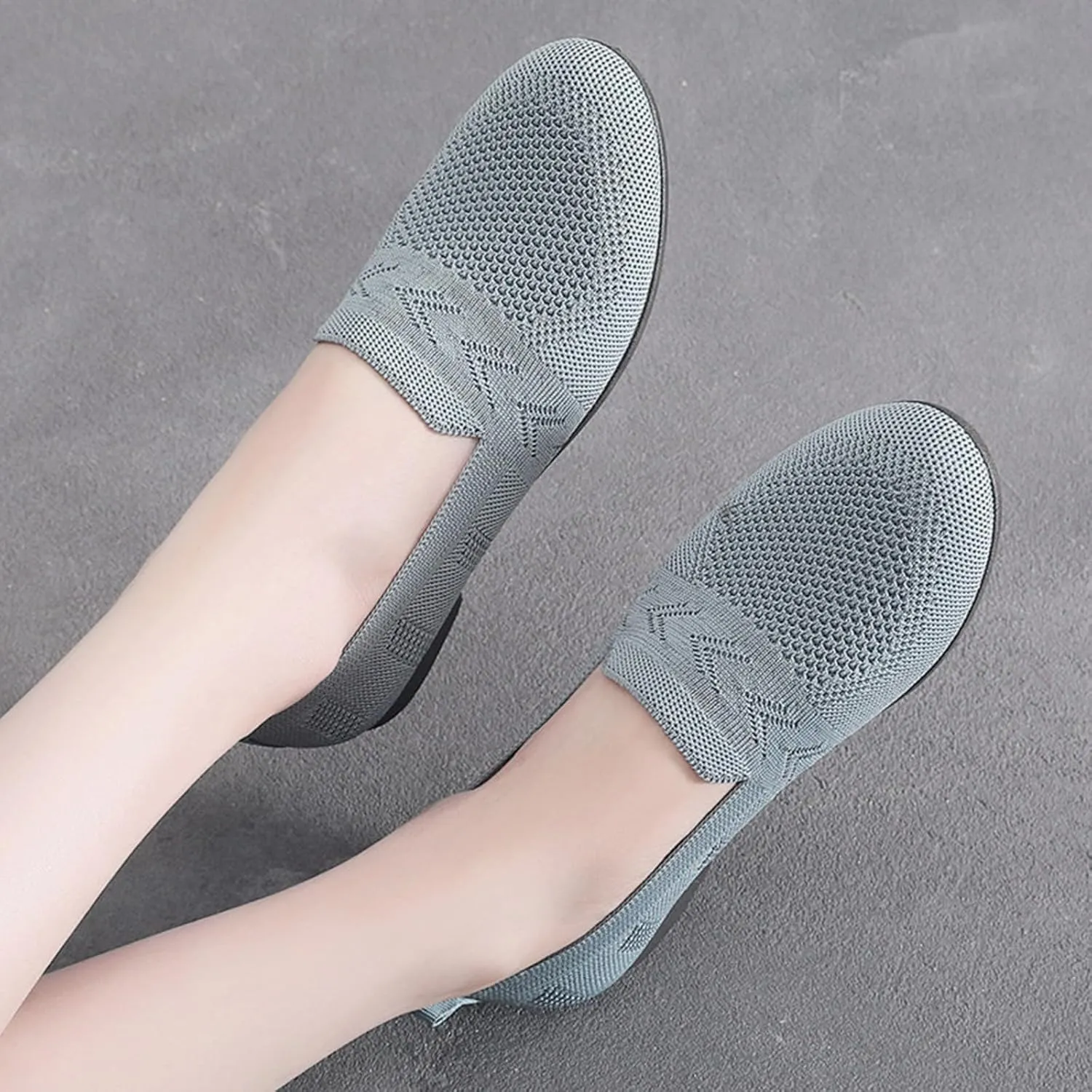 Women's Low Heel Casual Shoes Mesh Breathable Slip On Sneakers Comfortable Wide Width Work Shoes Summer Knit Flats